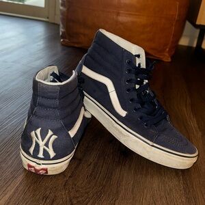 Vans NY Yankees High Top Sneakers